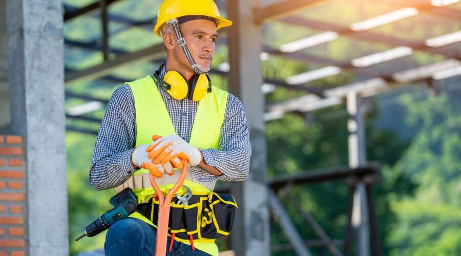 Professional gutter cleaning in Foster City, MI